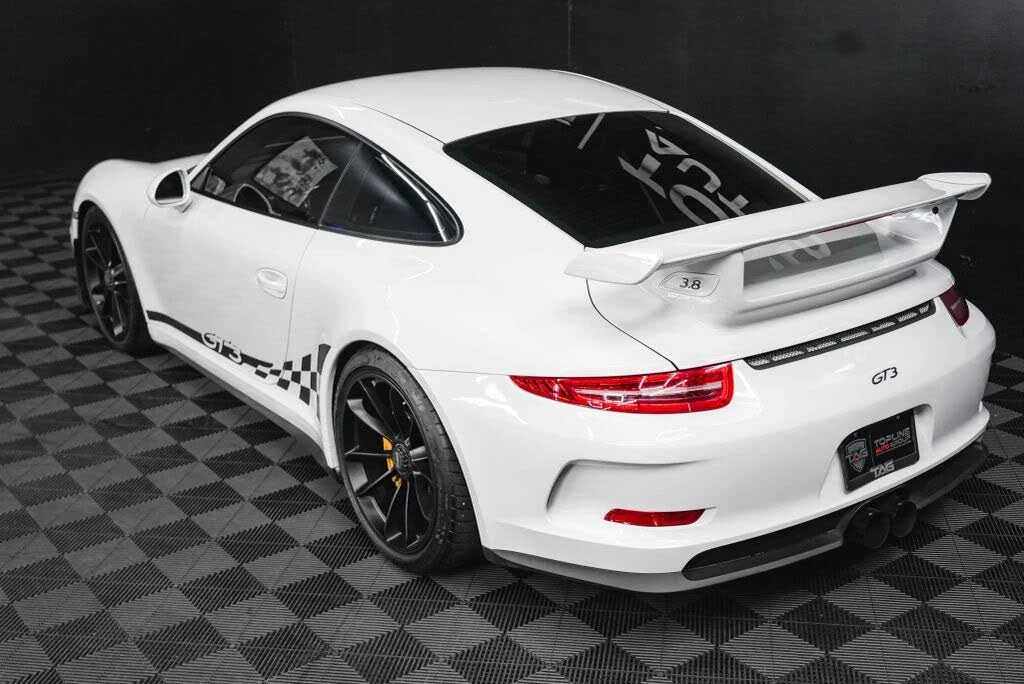 2015 Porsche 991 GT3 - Image 31 of 31