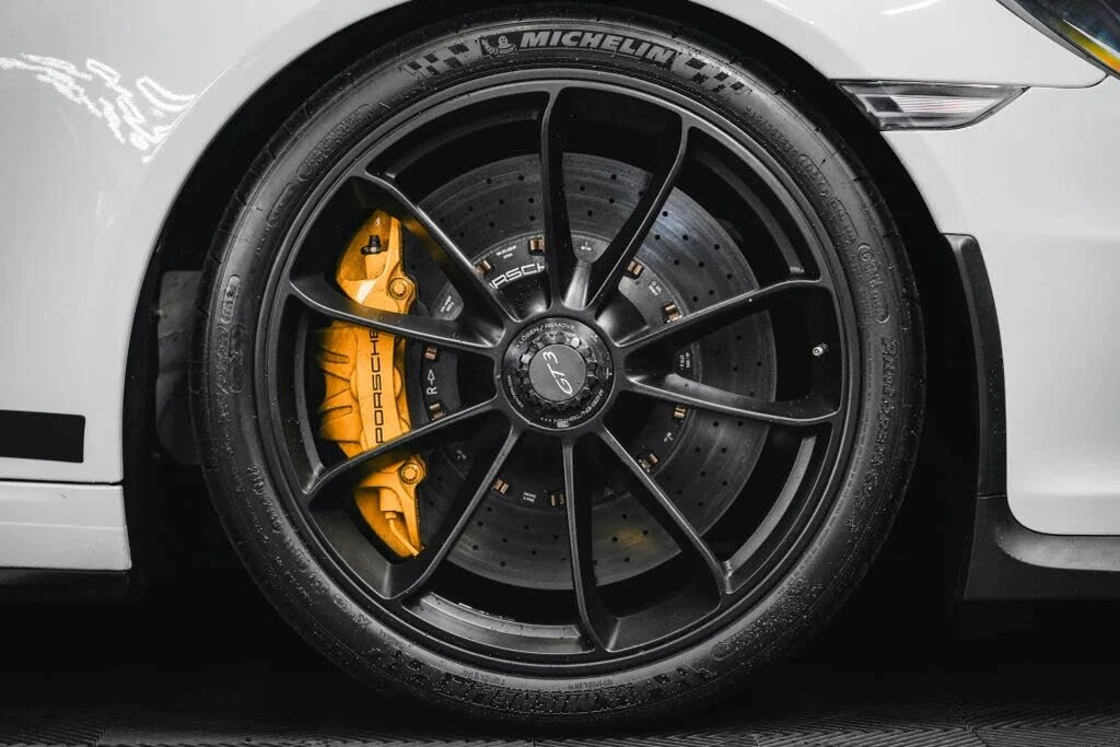 2015 Porsche 991 GT3 - Image 16 of 31