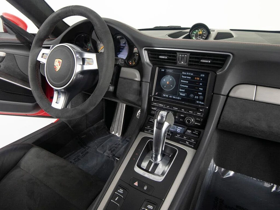 2015 Porsche 991 GT3 - Image 30 of 31