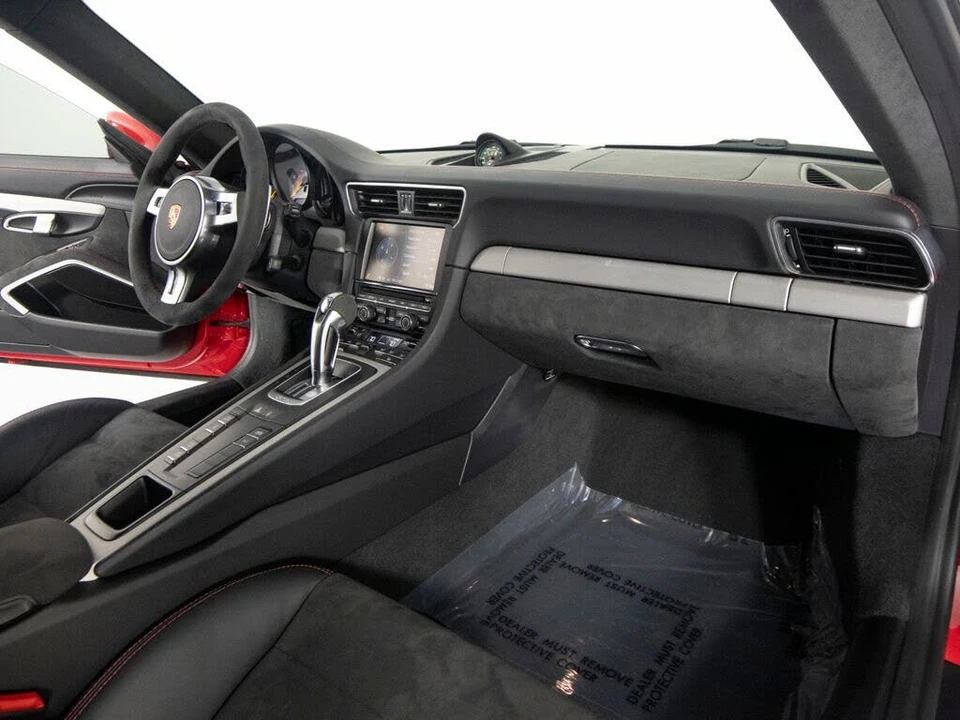 2015 Porsche 991 GT3 - Image 29 of 31