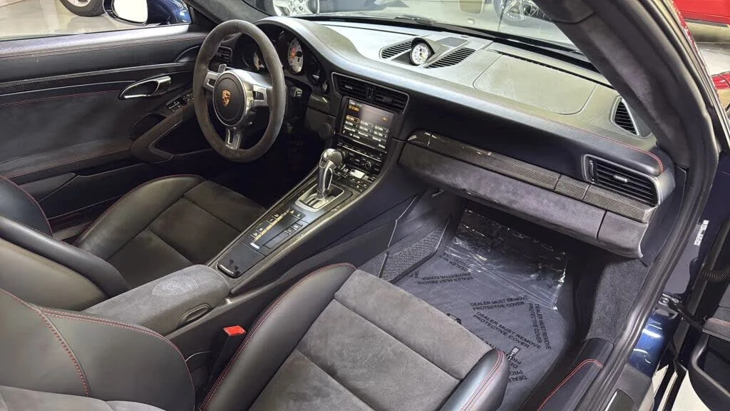 2015 Porsche 991 GT3 - Image 26 of 31