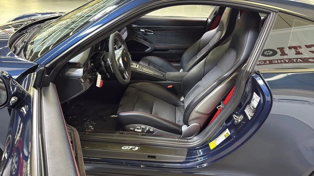 2015 Porsche 991 GT3 - Image 19 of 31