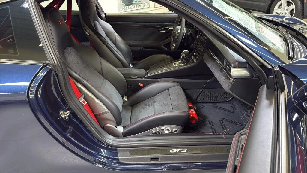 2015 Porsche 991 GT3 - Image 23 of 31