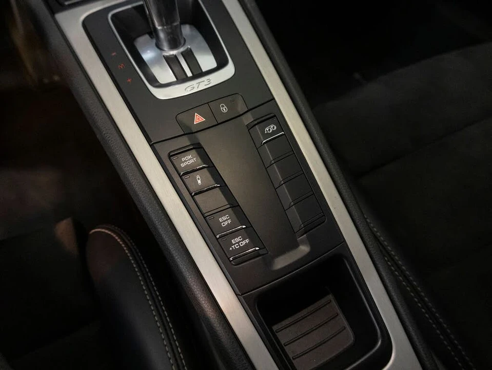 2015 Porsche 991 GT3 - Image 22 of 31