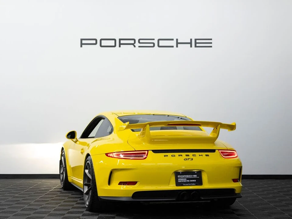 2015 Porsche 991 GT3 - Image 3 of 31