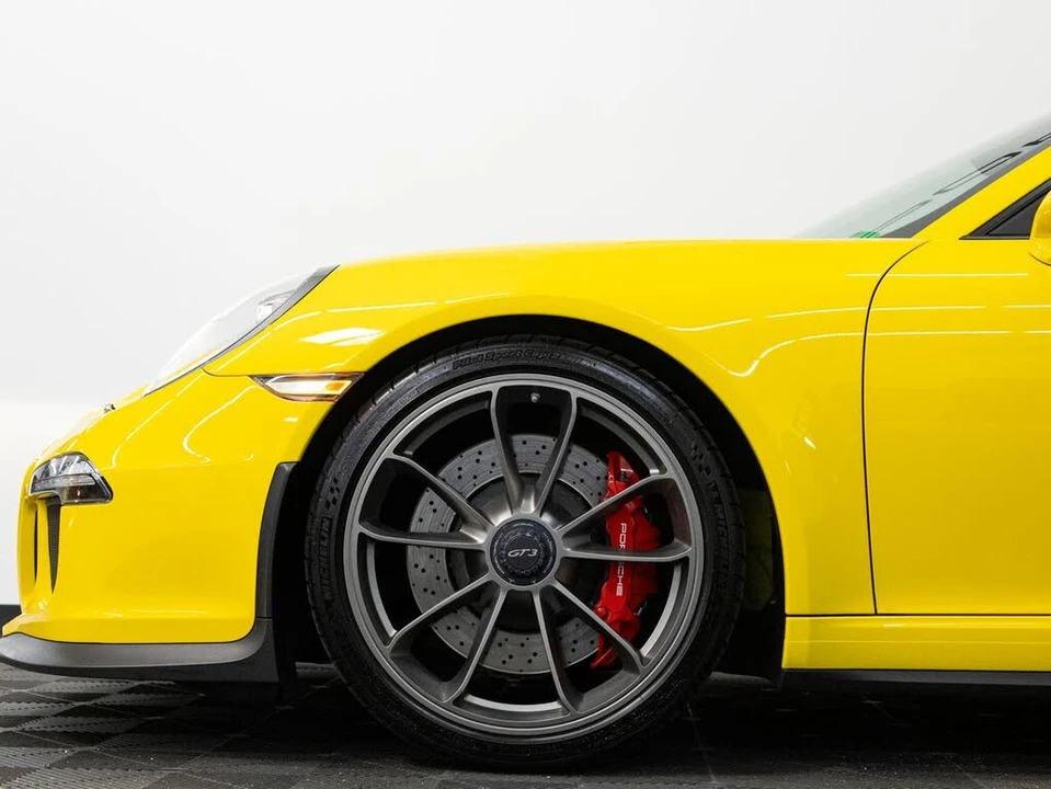 2015 Porsche 991 GT3 - Image 11 of 31