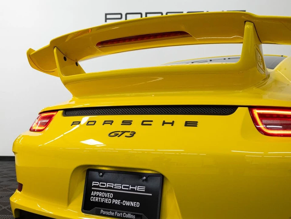 2015 Porsche 991 GT3 - Image 13 of 31