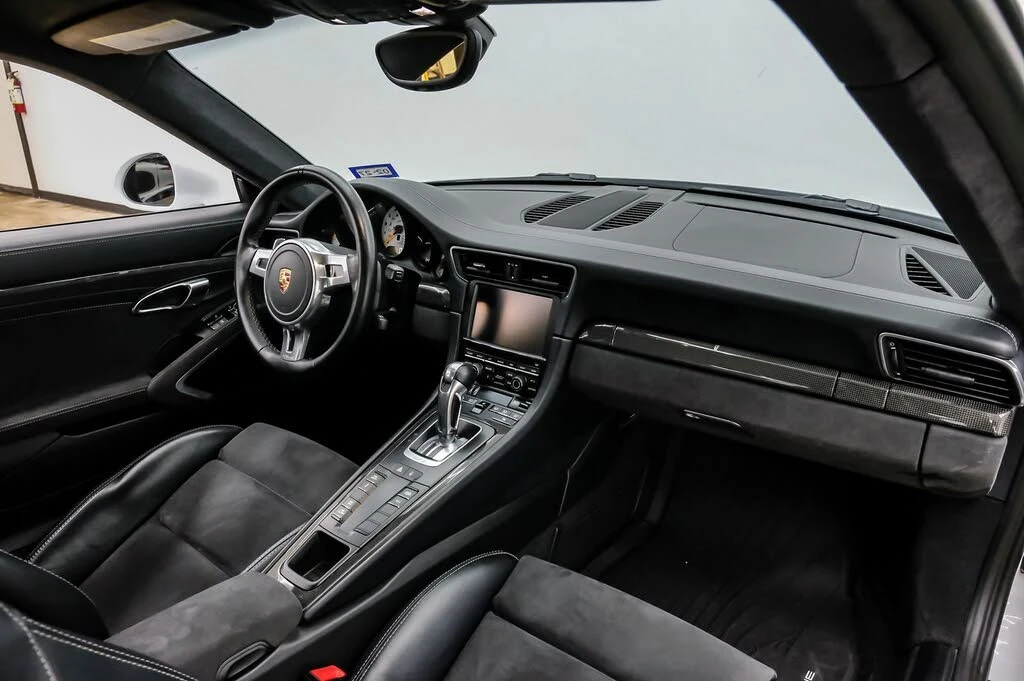 2015 Porsche 991 GT3 - Image 15 of 31