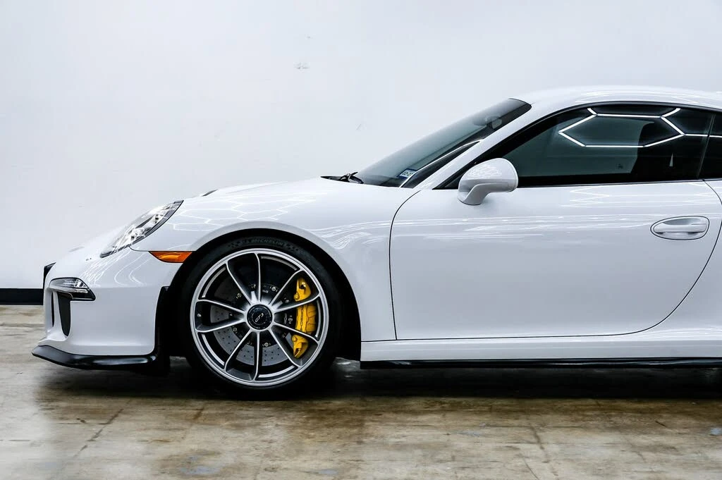 2015 Porsche 991 GT3 - Image 13 of 31