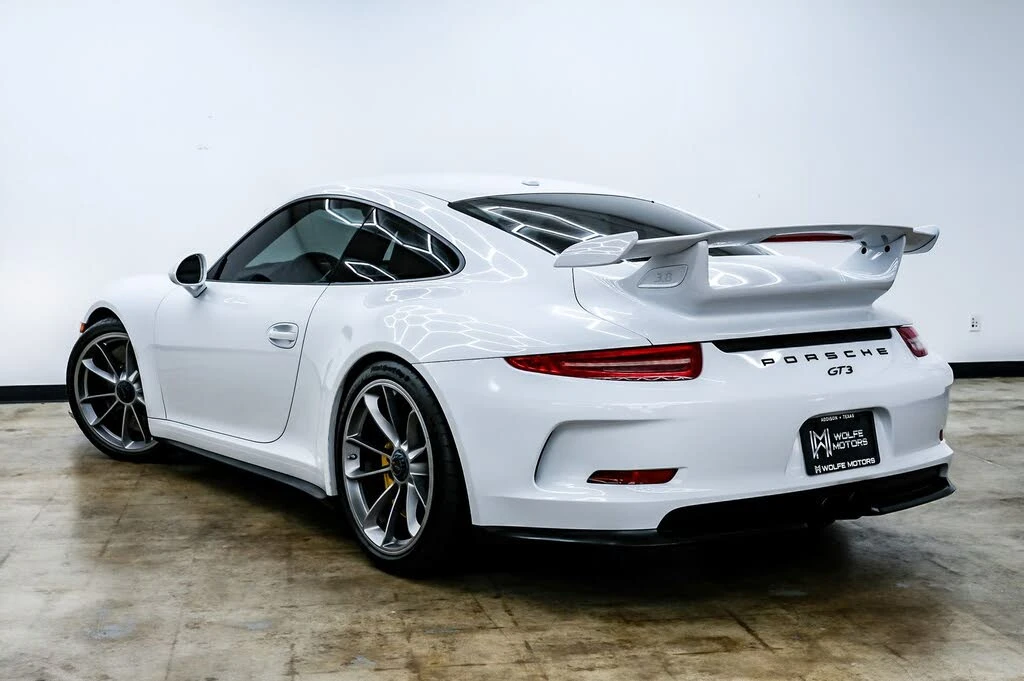 2015 Porsche 991 GT3 - Image 9 of 31