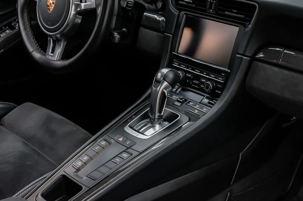 2015 Porsche 991 GT3 - Image 21 of 31