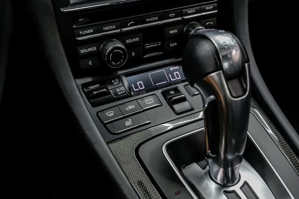 2015 Porsche 991 GT3 - Image 24 of 31