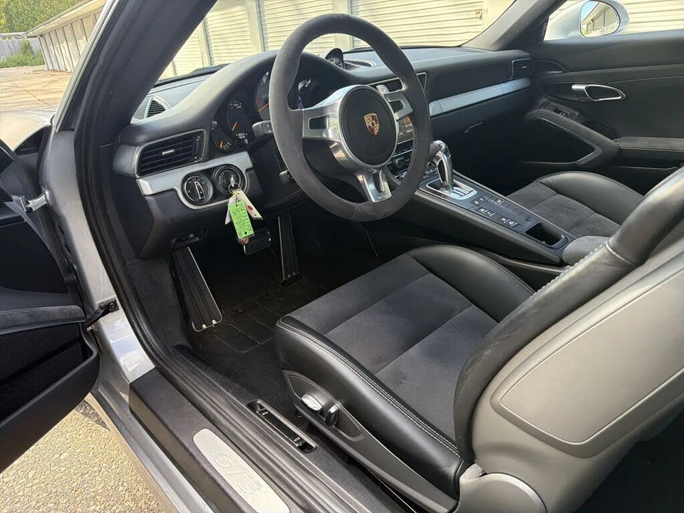 2015 Porsche 991 GT3 - Image 10 of 16