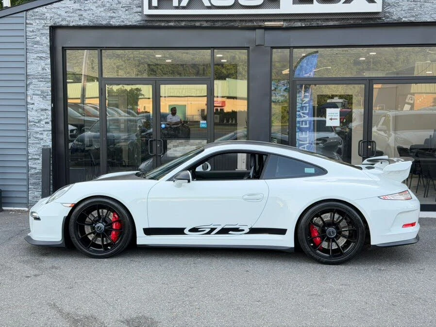 2015 Porsche 991 GT3 - Image 21 of 31