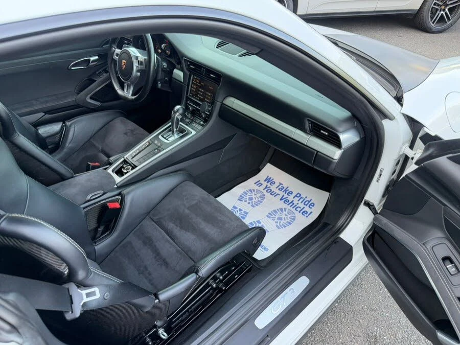 2015 Porsche 991 GT3 - Image 7 of 31