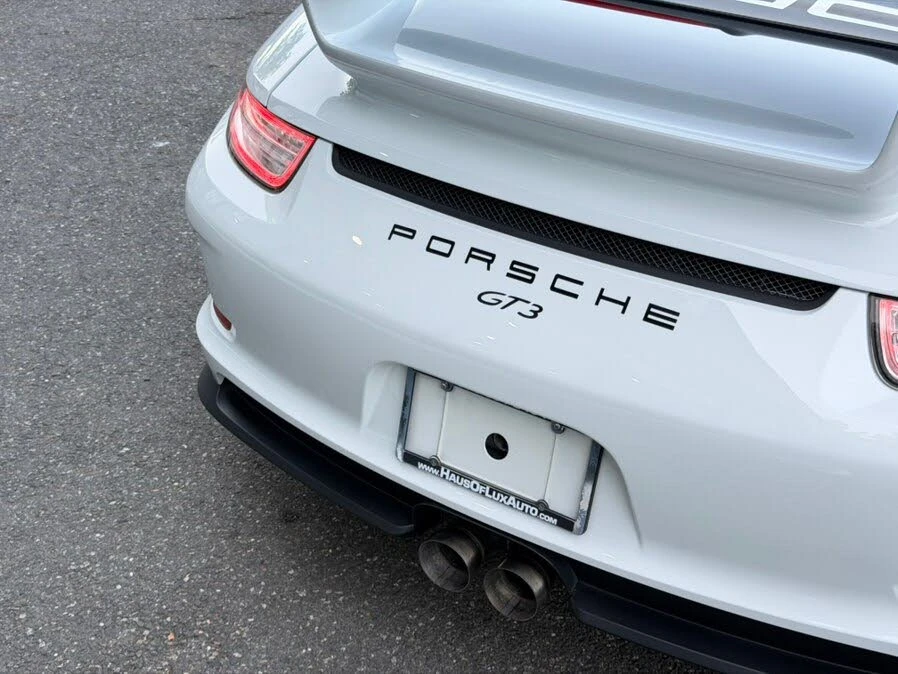 2015 Porsche 991 GT3 - Image 11 of 31