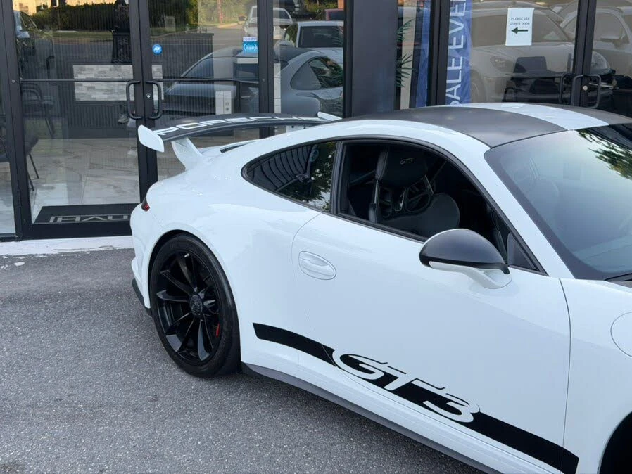 2015 Porsche 991 GT3 - Image 9 of 31