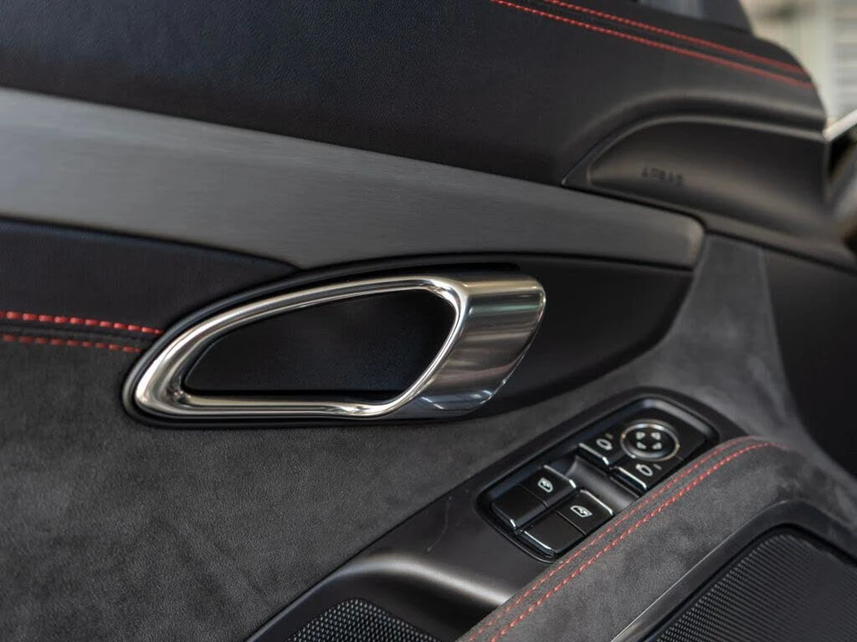 2015 Porsche 991 GT3 - Image 30 of 31