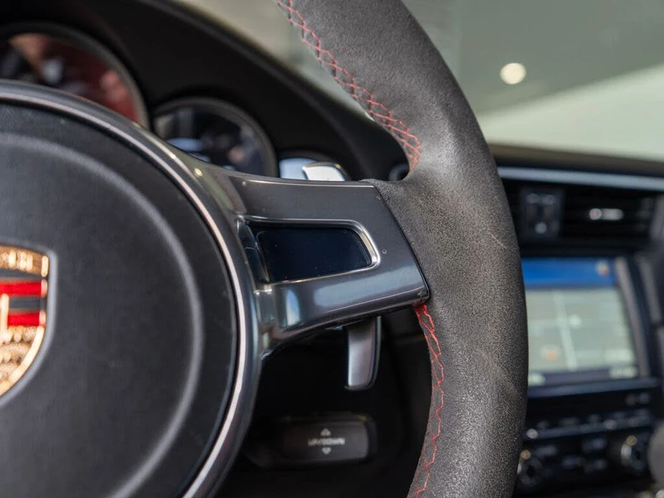 2015 Porsche 991 GT3 - Image 21 of 31