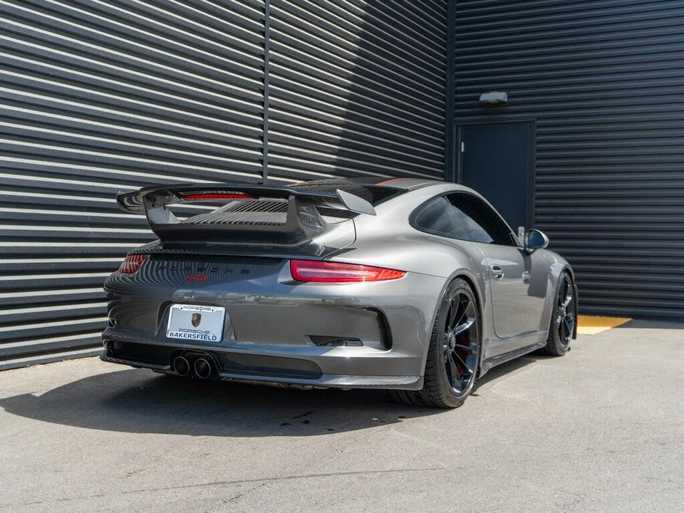 2015 Porsche 991 GT3 - Image 9 of 31