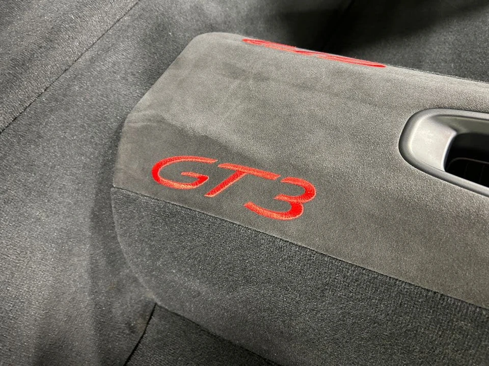 2015 Porsche 991 GT3 - Image 26 of 31