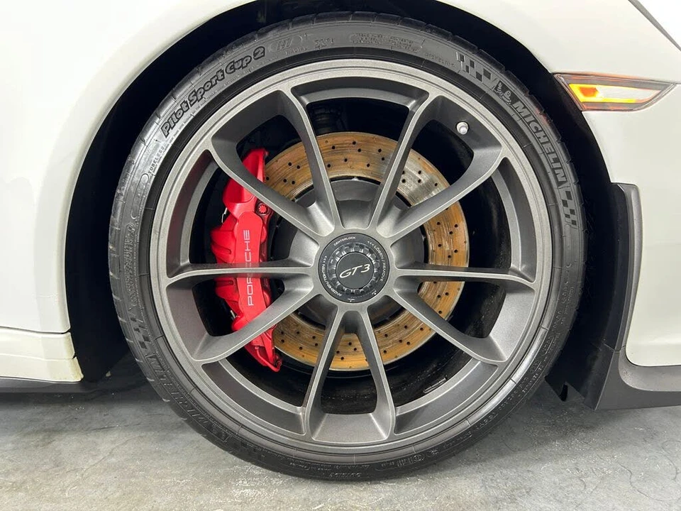 2015 Porsche 991 GT3 - Image 11 of 31