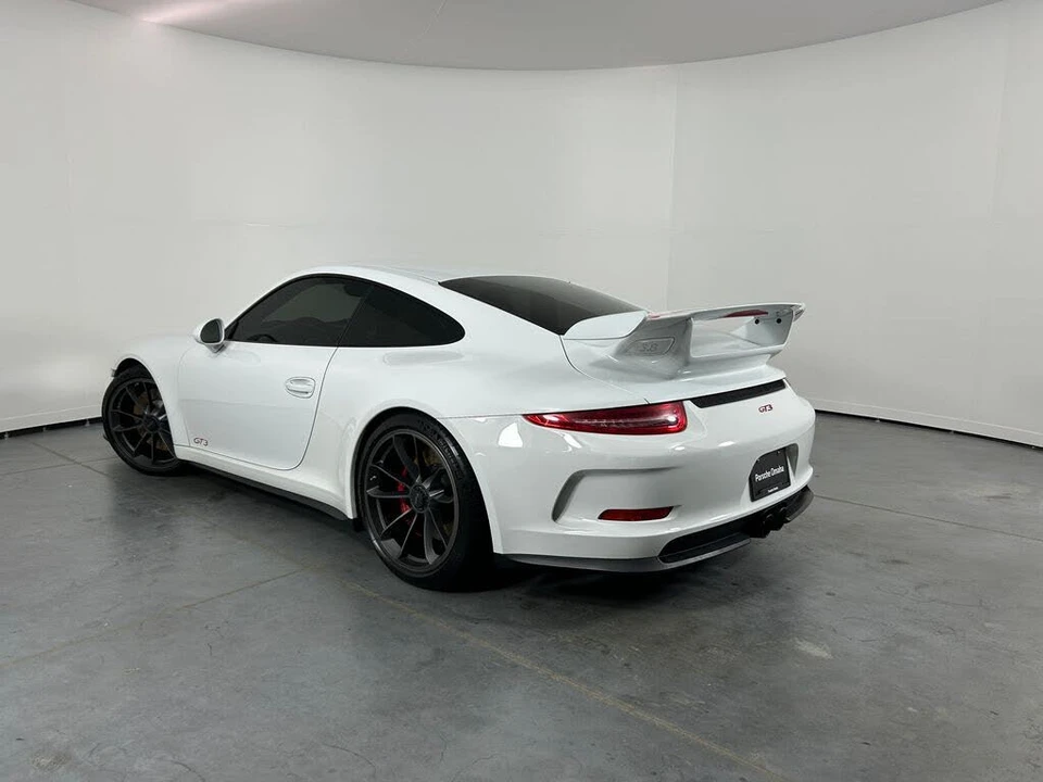 2015 Porsche 991 GT3 - Image 3 of 31
