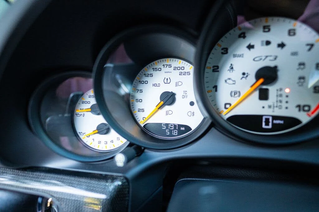 2015 Porsche 991 GT3 - Image 28 of 31