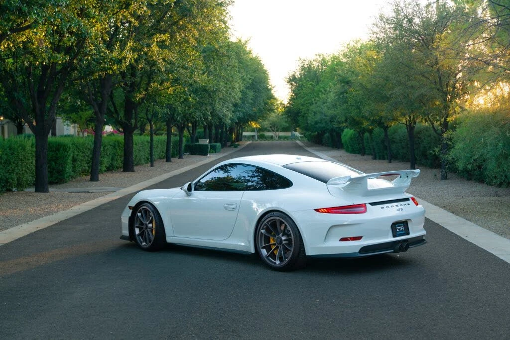 2015 Porsche 991 GT3 - Image 11 of 31