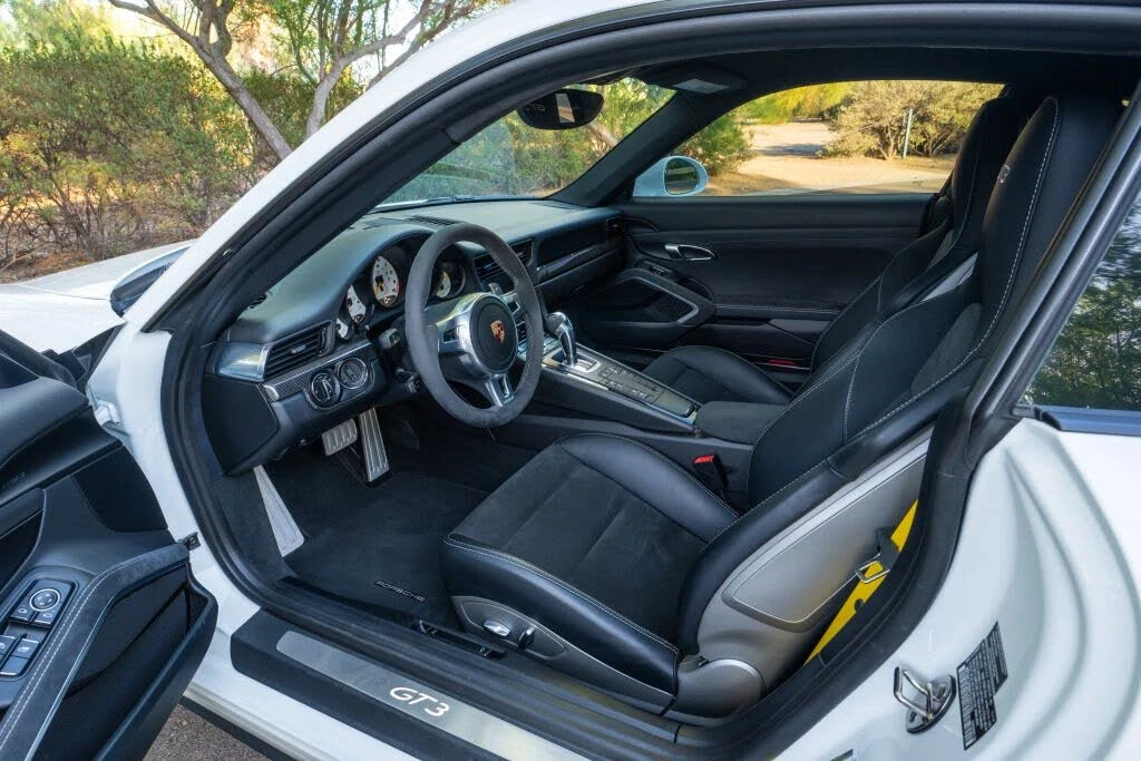2015 Porsche 991 GT3 - Image 22 of 31