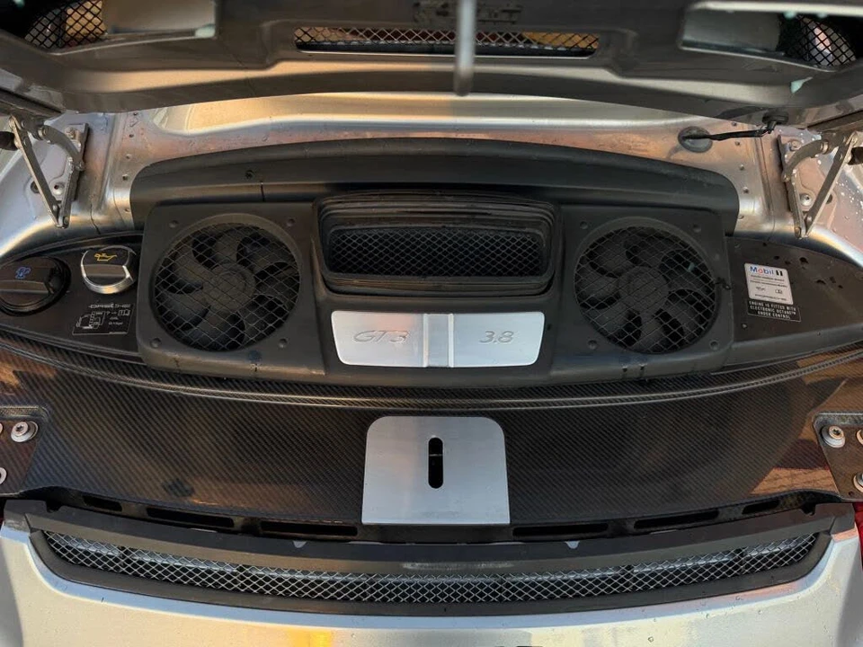 2015 Porsche 991 GT3 - Image 16 of 31