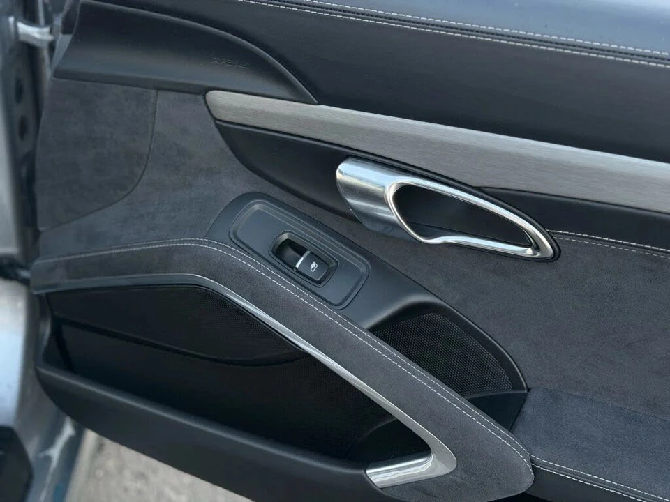 2015 Porsche 991 GT3 - Image 21 of 31