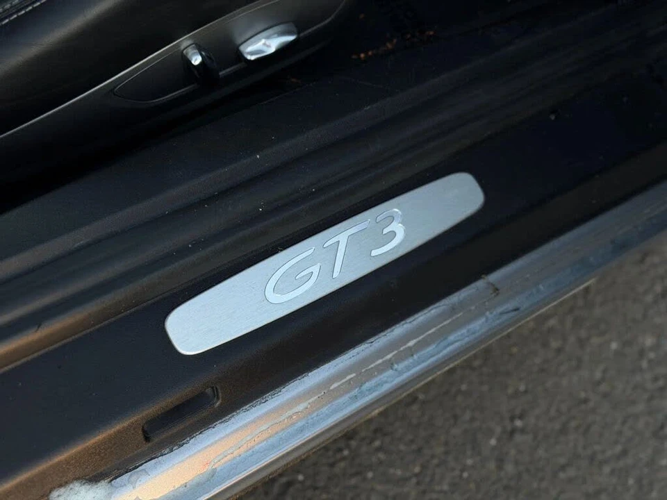 2015 Porsche 991 GT3 - Image 20 of 31