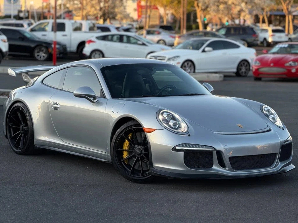 2015 Porsche 991 GT3 - Image 3 of 31