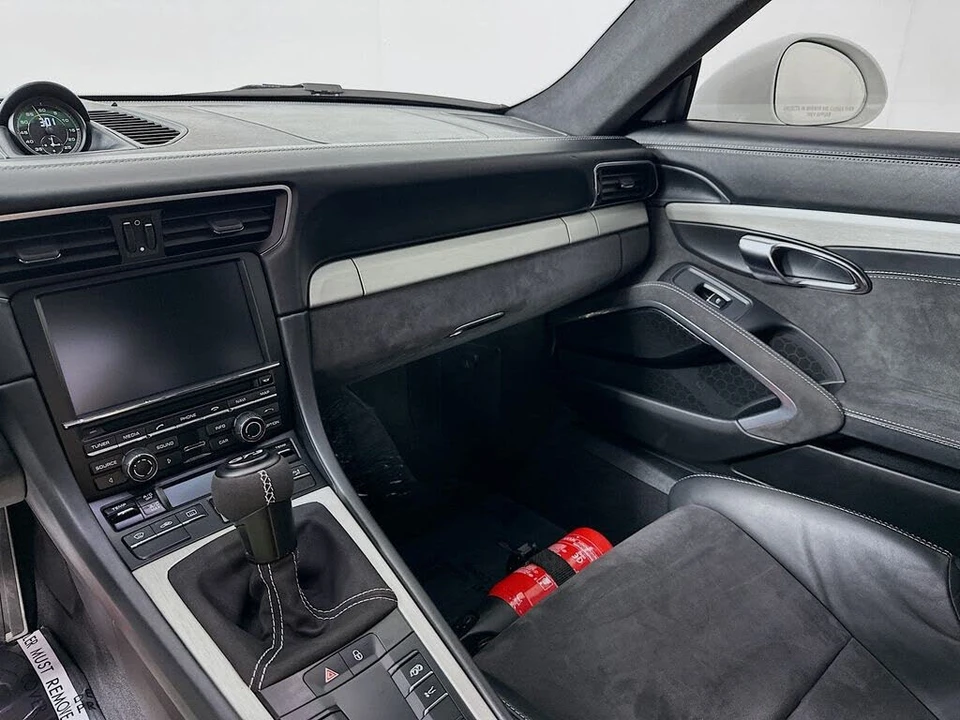 2015 Porsche 991 GT3 - Image 15 of 17