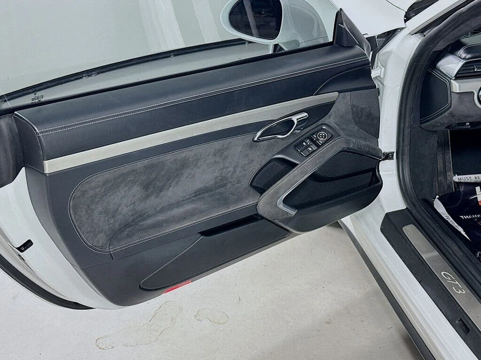 2015 Porsche 991 GT3 - Image 13 of 17