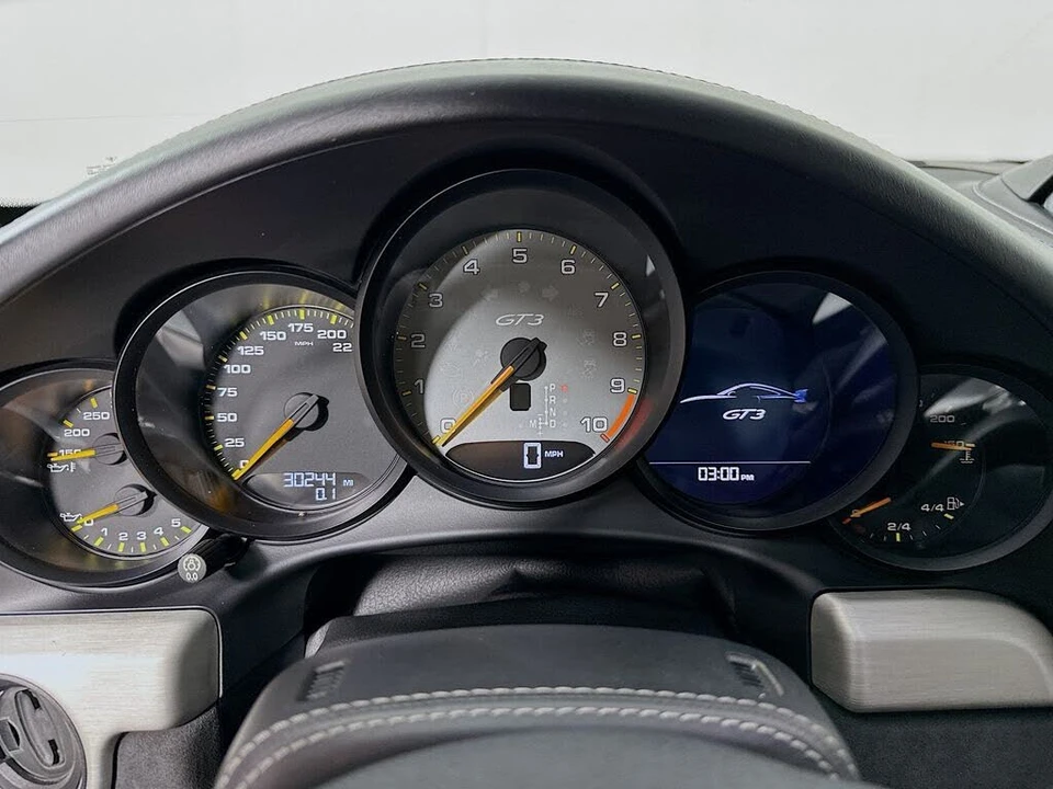 2015 Porsche 991 GT3 - Image 11 of 17