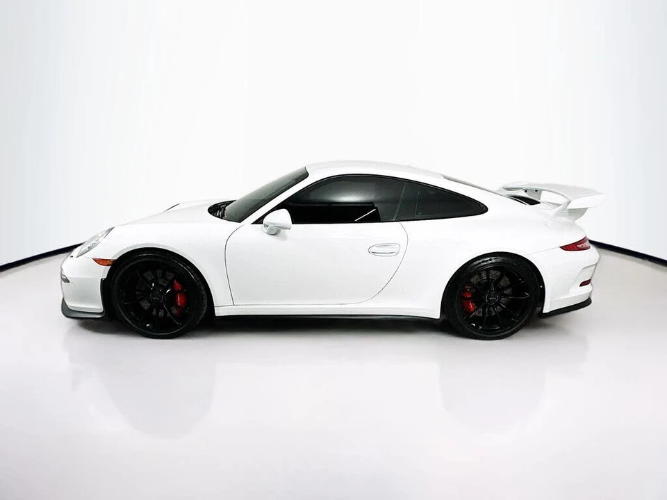 2015 Porsche 991 GT3 - Image 9 of 17