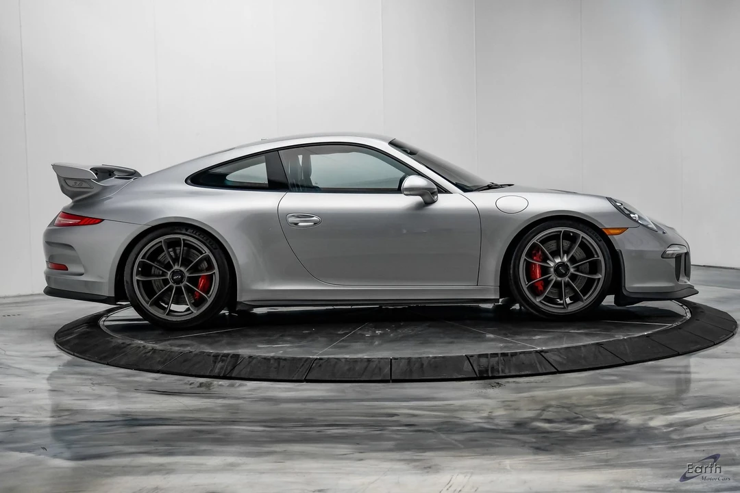 2015 Porsche 991 GT3 - Image 21 of 31