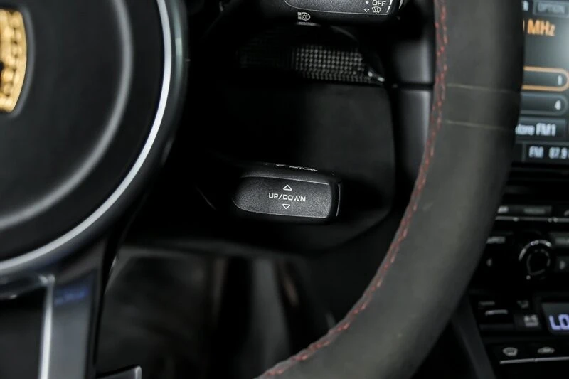 2015 Porsche 991 GT3 - Image 28 of 31
