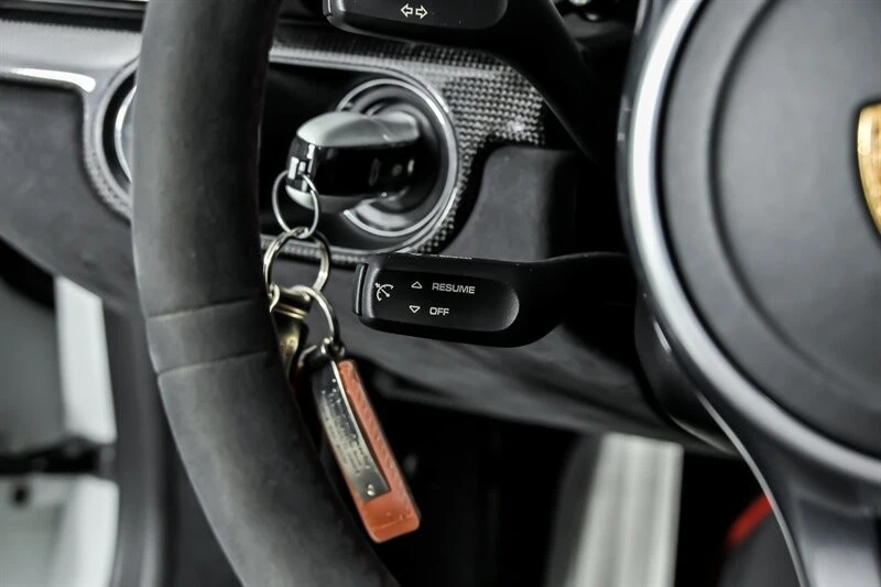 2015 Porsche 991 GT3 - Image 26 of 31