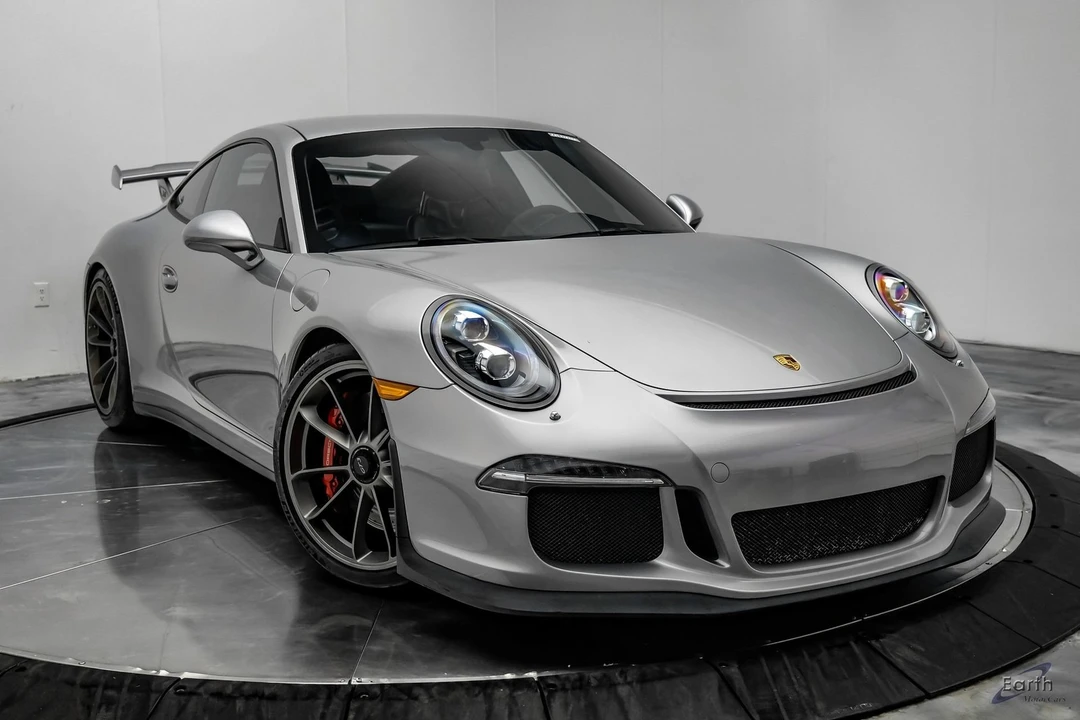 2015 Porsche 991 GT3 - Image 25 of 31