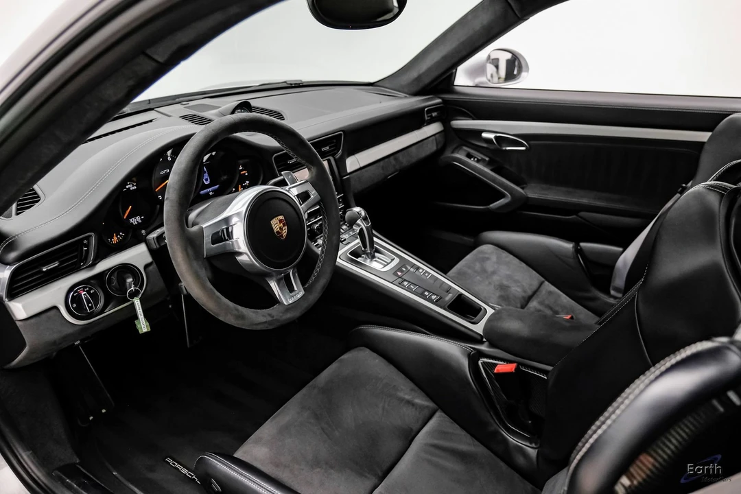 2015 Porsche 991 GT3 - Image 3 of 31