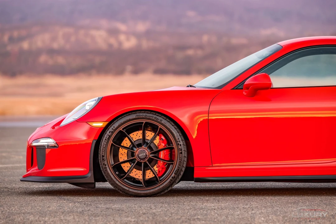 2015 Porsche 991 GT3 - Image 26 of 31