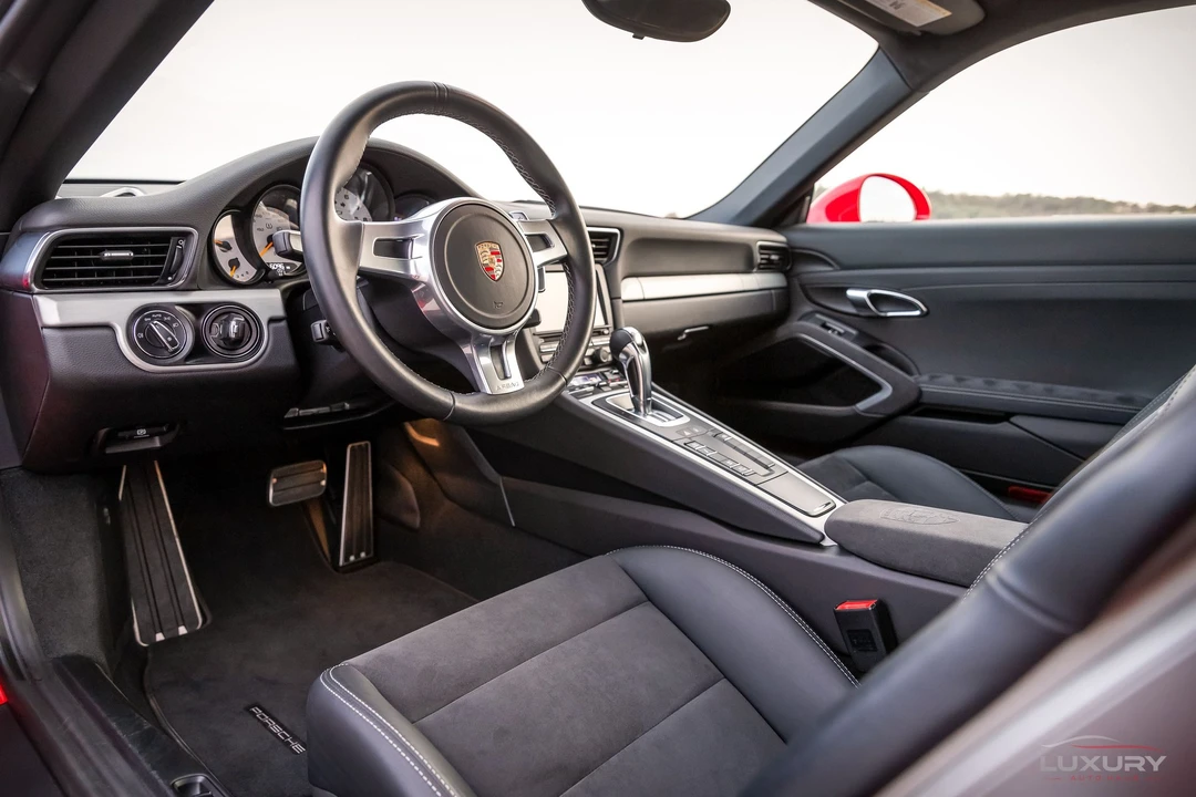 2015 Porsche 991 GT3 - Image 30 of 31