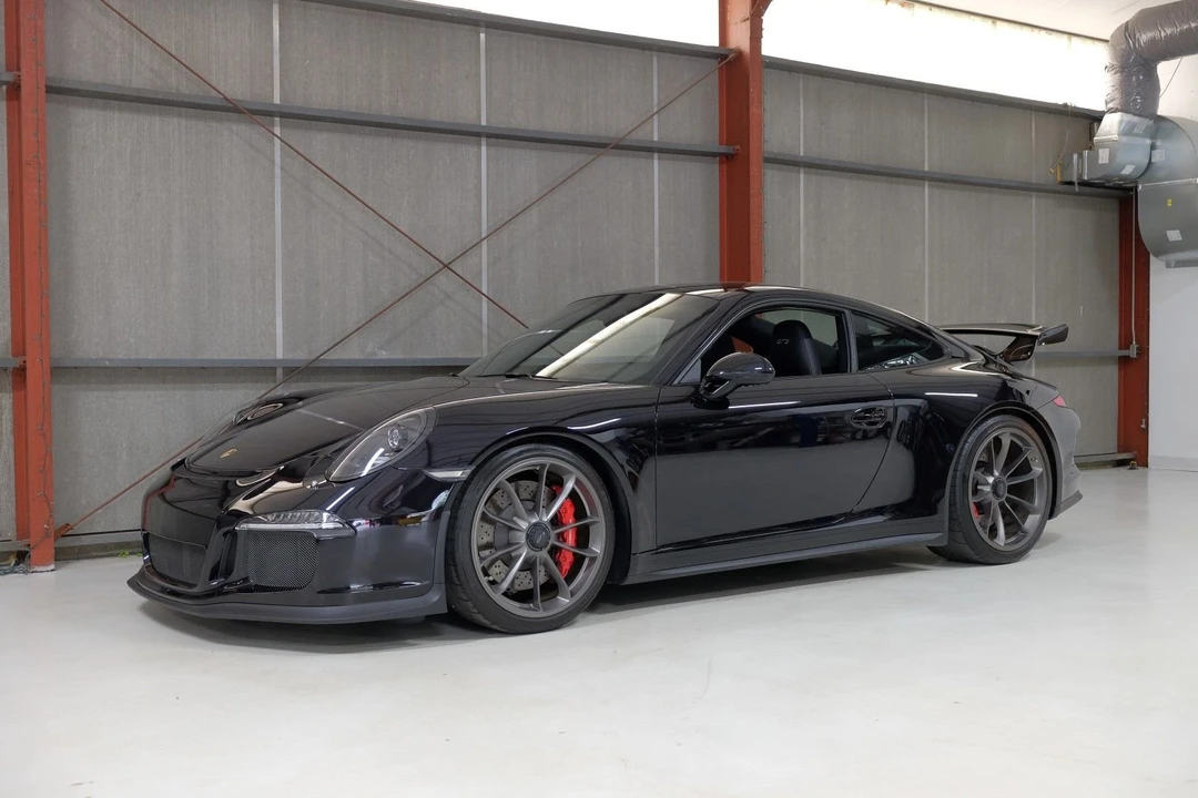 2015 Porsche 991 GT3 - Image 2 of 10