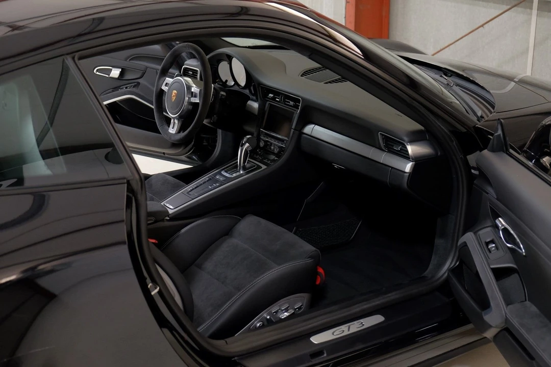 2015 Porsche 991 GT3 - Image 10 of 10