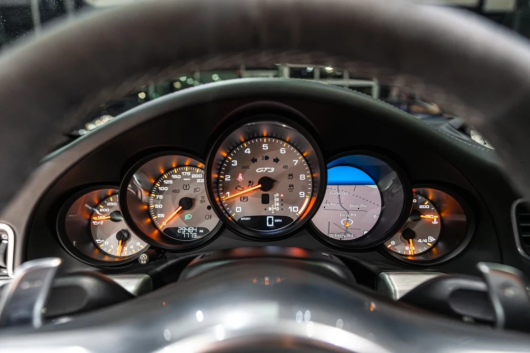 2015 Porsche 991 GT3 - Image 11 of 21