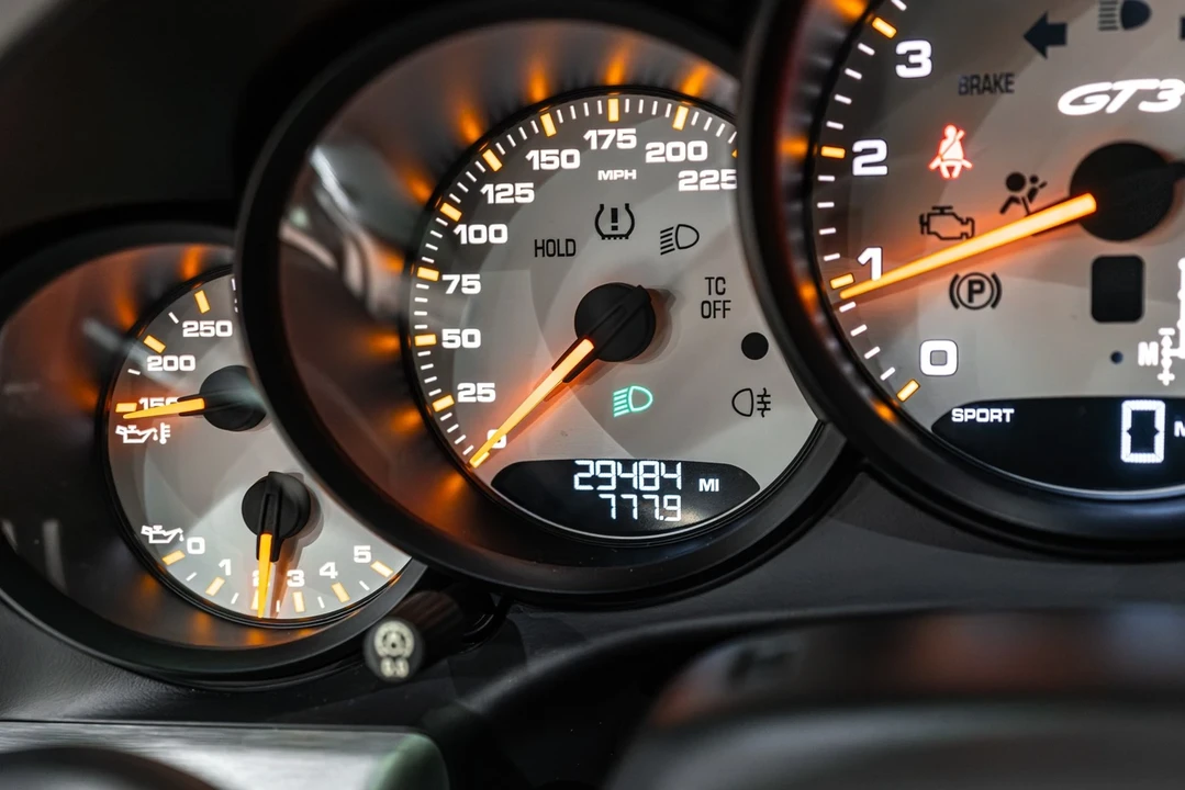 2015 Porsche 991 GT3 - Image 12 of 21