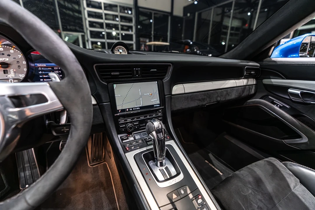 2015 Porsche 991 GT3 - Image 16 of 21